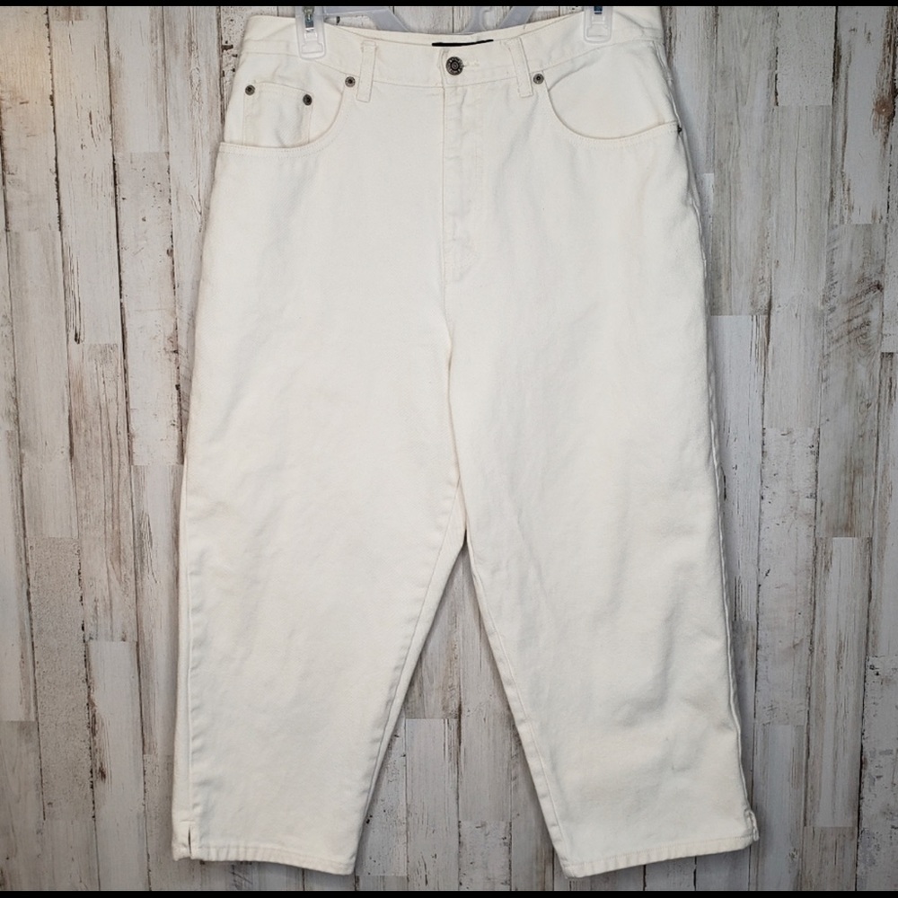 HALSTON Vintage Cropped High Rise Mom Jeans